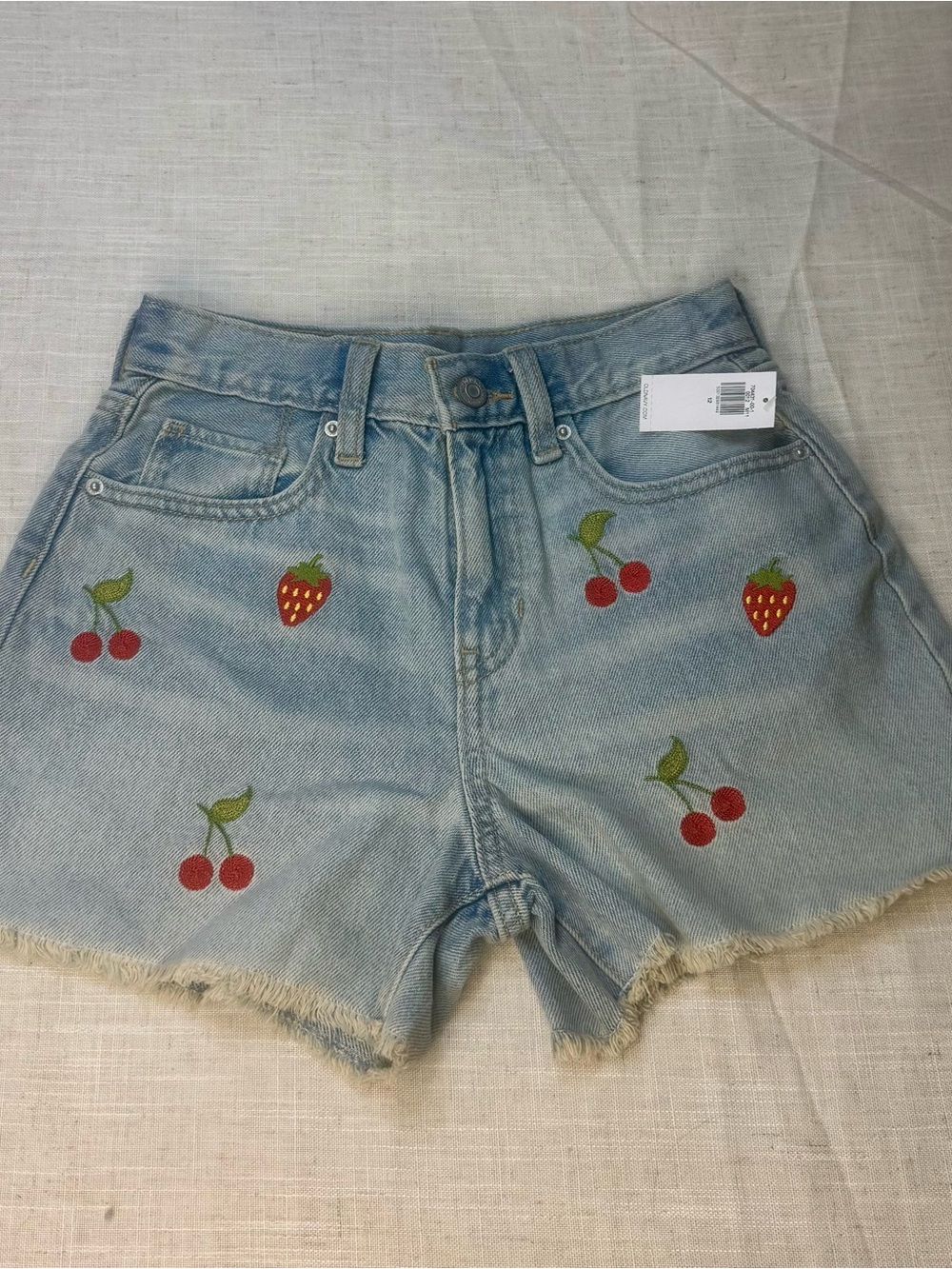 Old Navy Denim Strawberry Cherry Shorts NWT see measurements (A002)